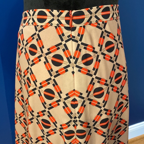 Etcetera Skirt size 4 in rich colors. - Picture 3 of 8